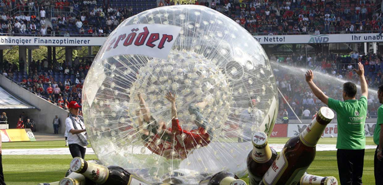 Hasseröder-Promotion bei Hannover 96